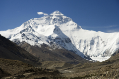 Everest_North_Face_toward_Base_Camp_Tibet_Luca_Galuzzi_2006